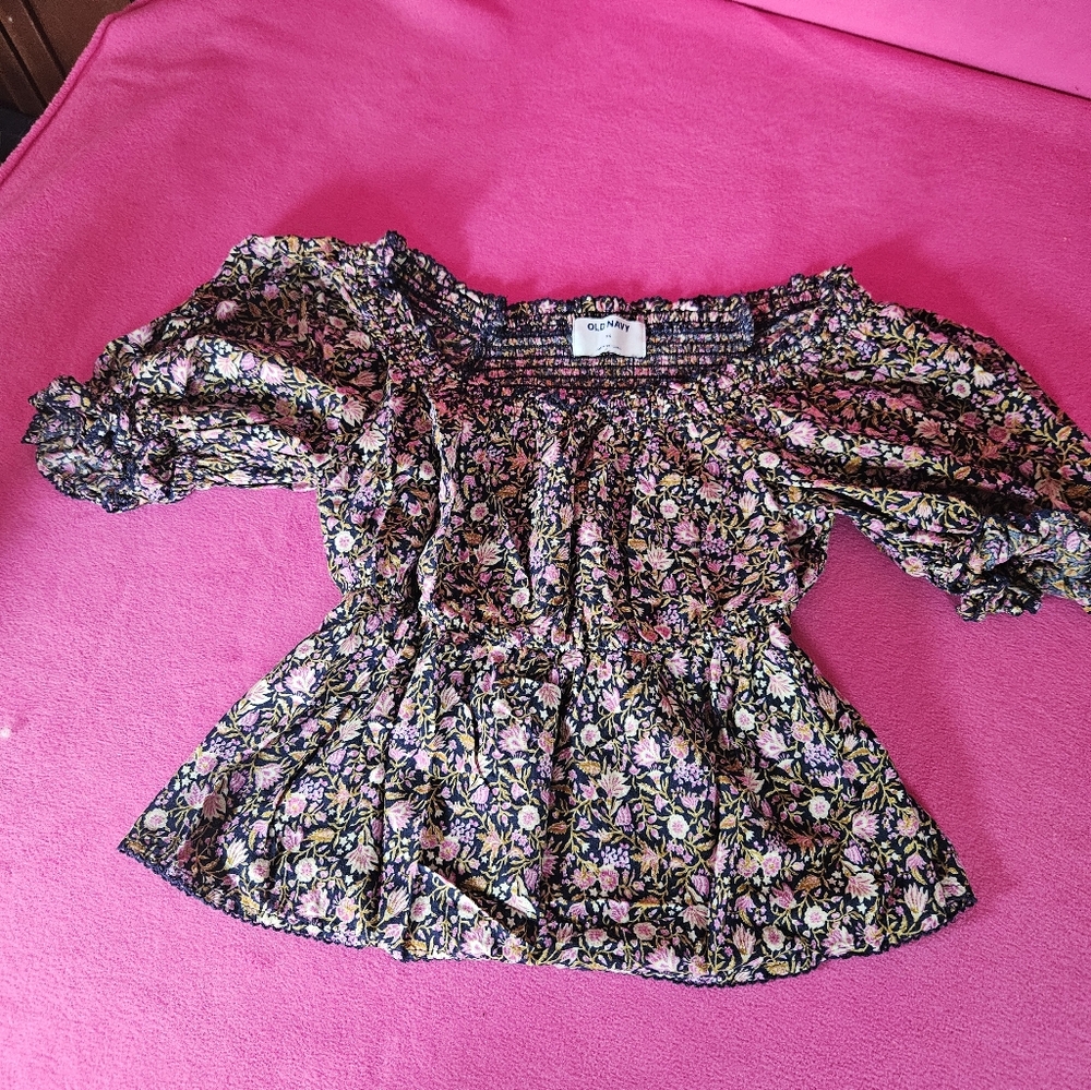 Old Navy Floral Smocked Blouse - Multicolor